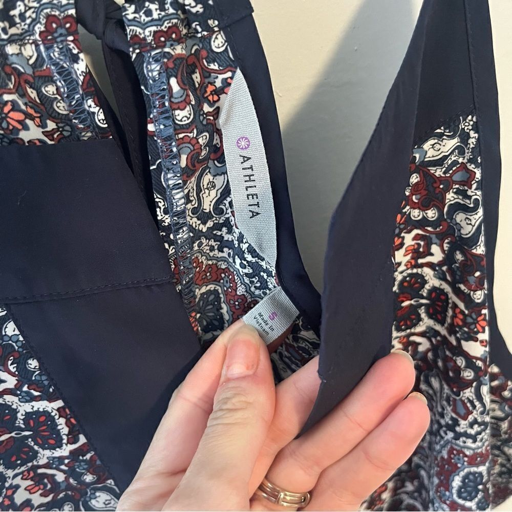 Athleta Patternedlightweight Tank Blouse - image 4